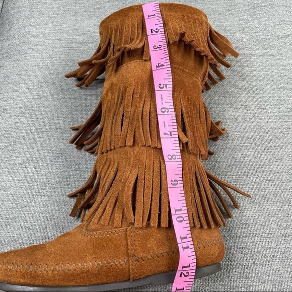 Minnetonka Three Layer Fringe Boot Suede Leather - Picture 12 of 14